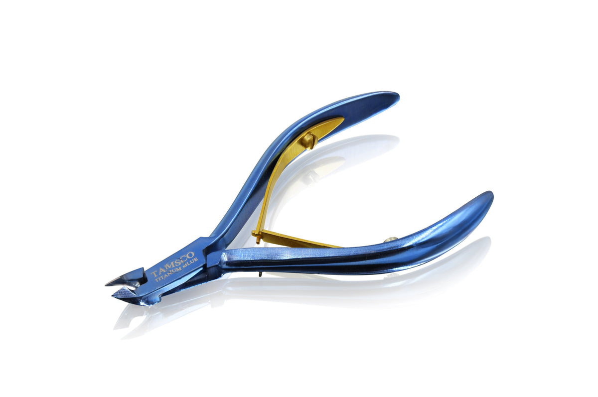 Titanium Cuticle Nipper (4mm) Maya Cosmetics