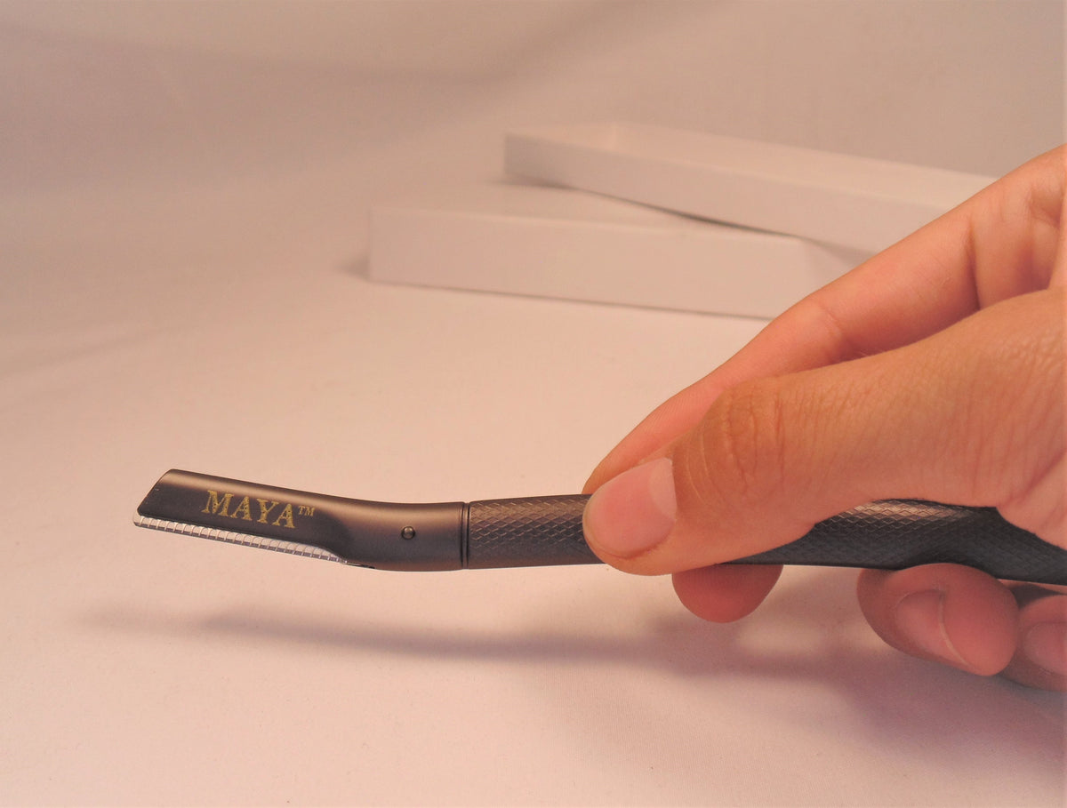 Facial & Eyebrow Trimmer Maya Cosmetics