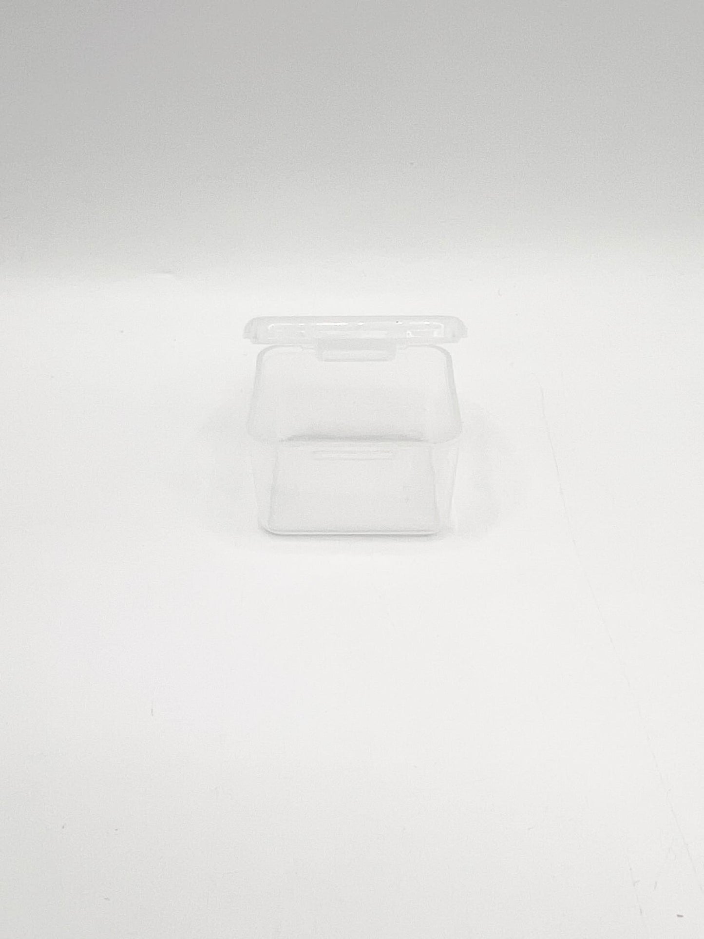 Queens - Stone Box 15 Grid