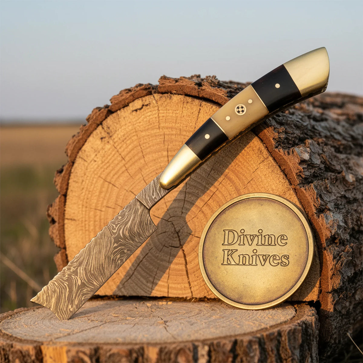 Camel Bone Damascus Straight Razor with Brass Bolster – Handcrafted Heirloom Cut-Throat Razor Divine Knives