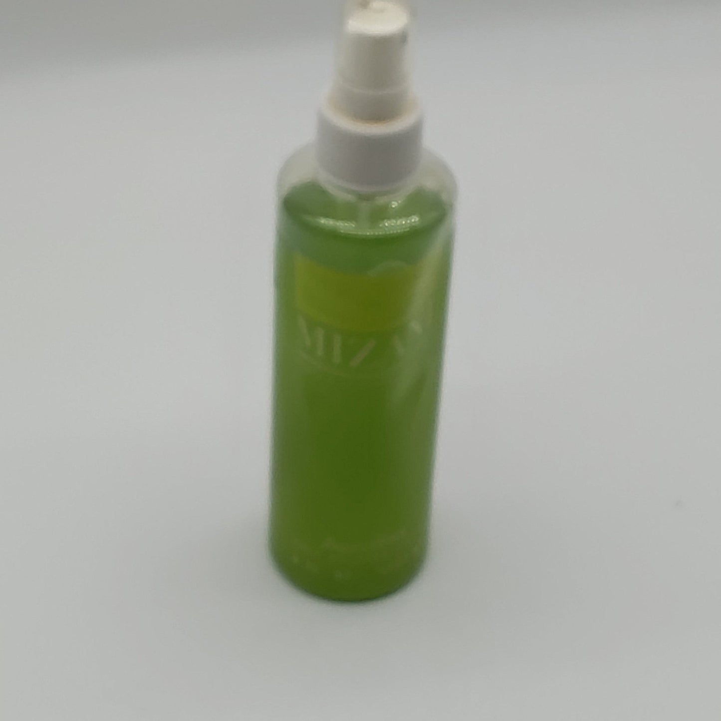 Mizani Aerofixx Soft Holding Spritz 8 Oz VIP Extensions