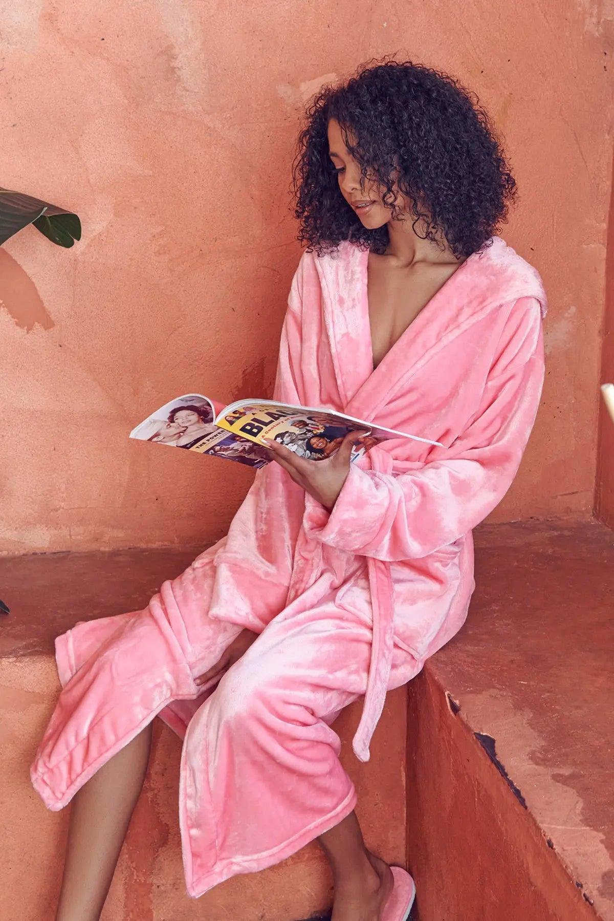 Women’s Plush Hooded Robe - Spa-Worthy Comfort at Home Lotus Linen
