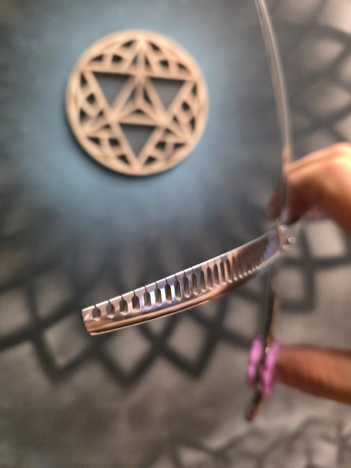 Reiki Shears - Curved Chunker - Money Maker Series Reiki Shears