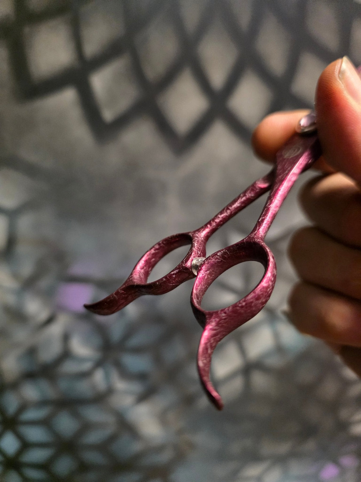 Reiki Shears - Pink Unicorn Reversed Curved Chunker Reiki Shears