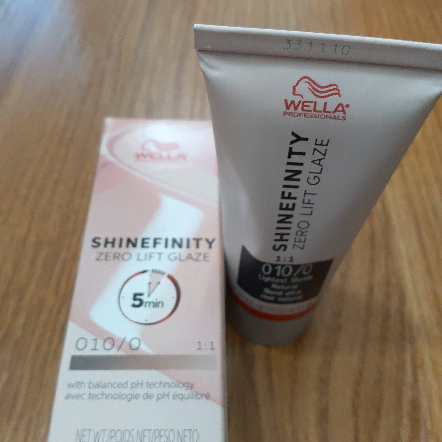 Wella Shinefinity Zero Lift Glaze 06/0 Hair Color, 2 oz VIP Extensions