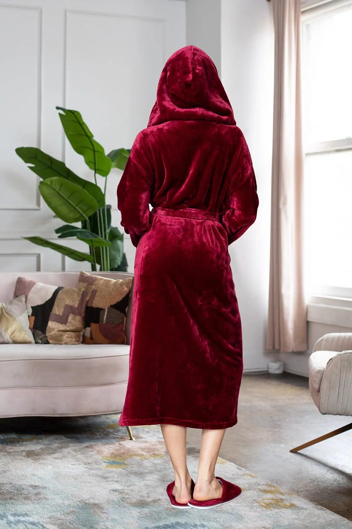 Women’s Plush Hooded Robe - Spa-Worthy Comfort at Home Lotus Linen