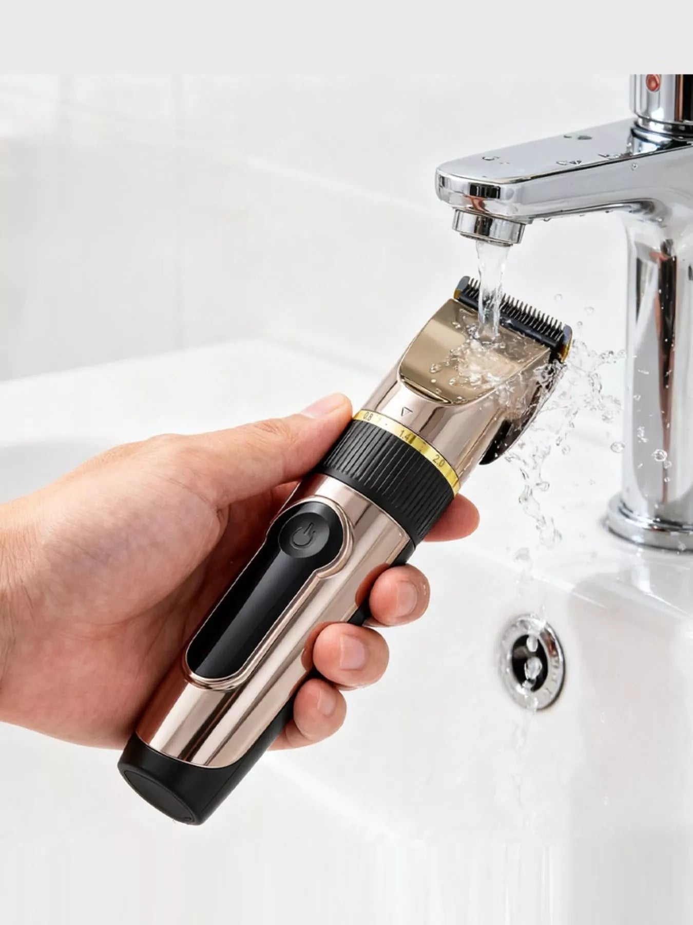 Waterproof Hair Clipper with LED Display Unique Oils