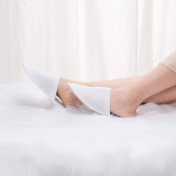20-Pairs: Spa Hotel Guest Soft Slippers Closed Toe Disposable Travel Slipper DailySale