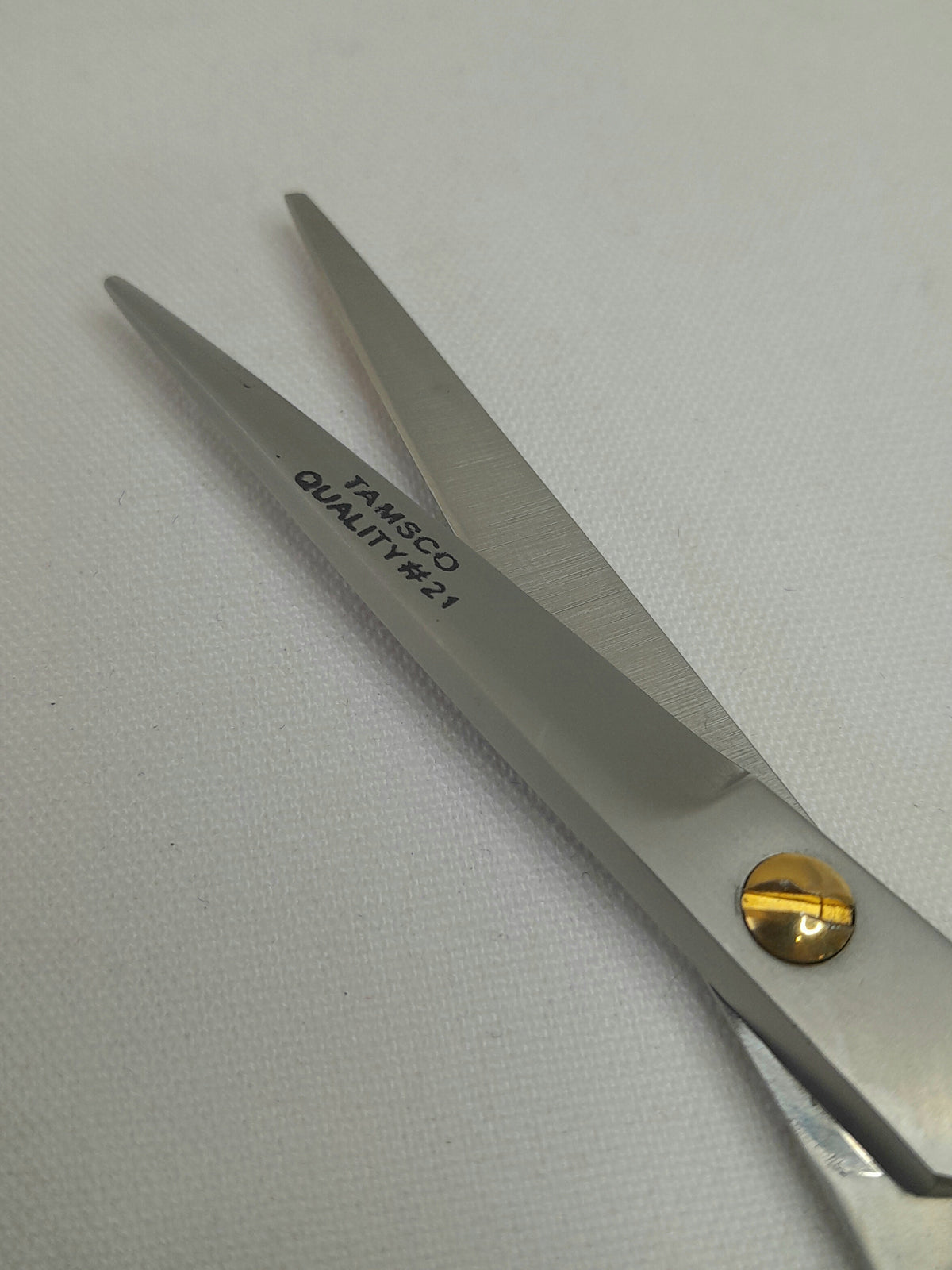 Hair Dressing Medium Grade Shears 5" (from USA) Tamsco Precision Tools