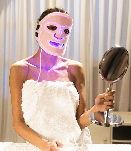 Aura Mask The Make-up Corner