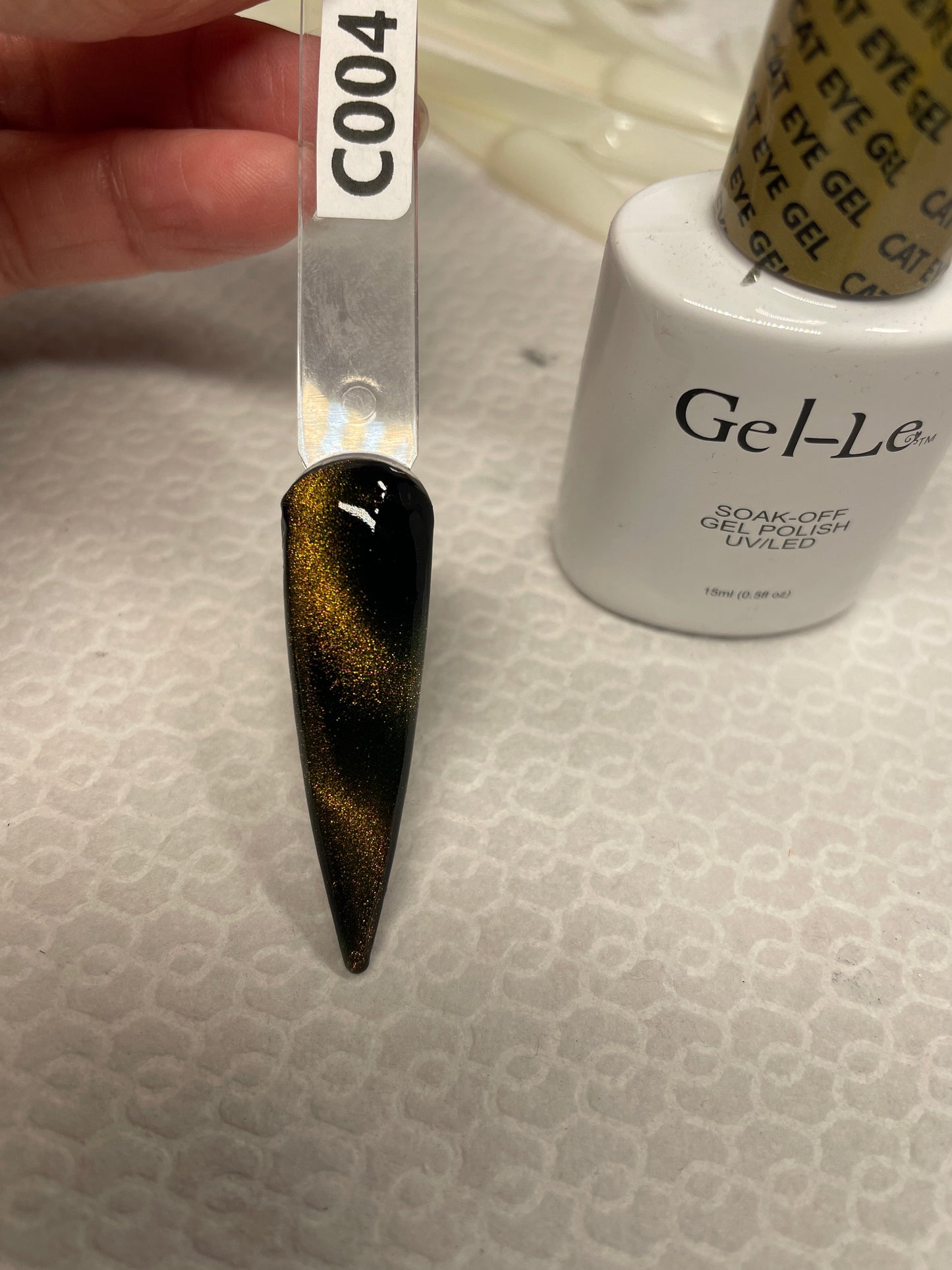 Gel-Le - C04 Hawk (Cat Eye Gel)