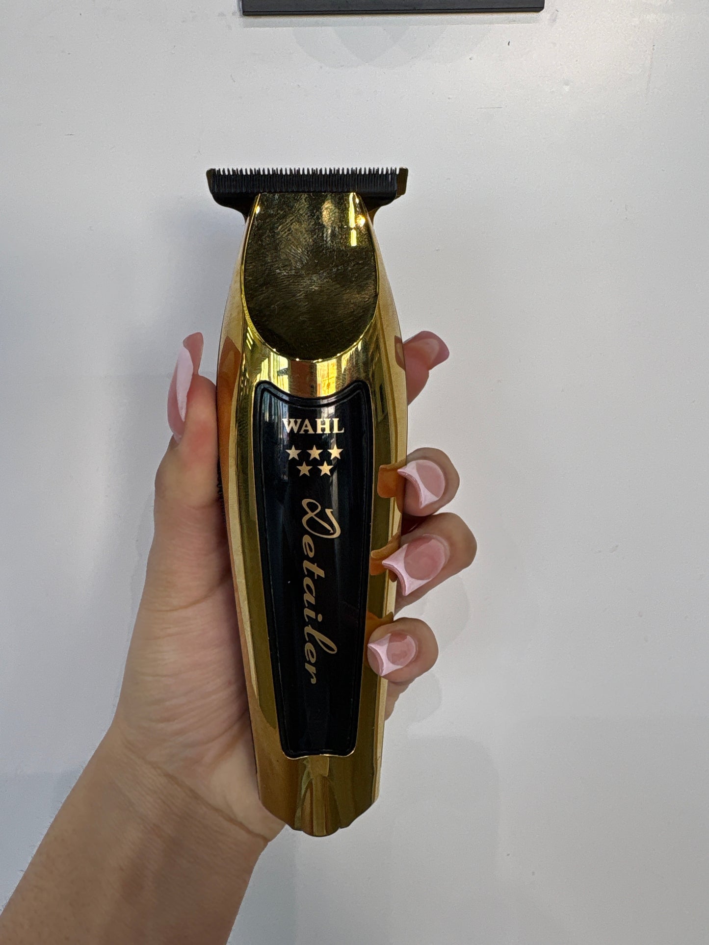 Wahl Detailer Cordless Gold 08171-700 The Barber Plug