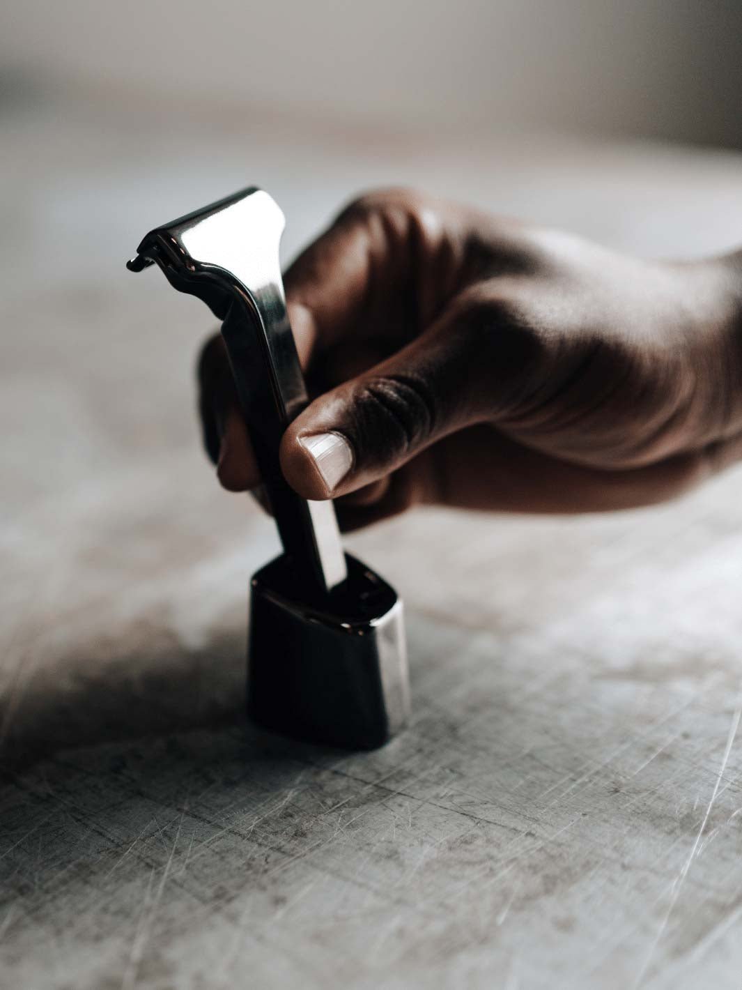Single Edge SE Razor Stand Supply