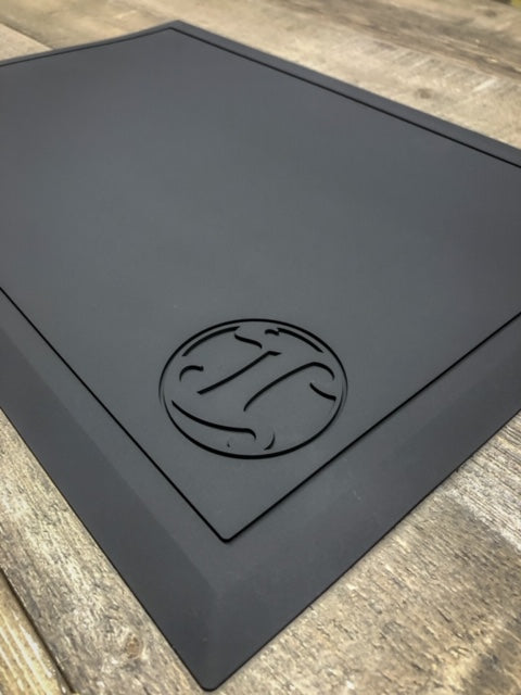 Large Tapered Mat - Full Black Irving Barber Company