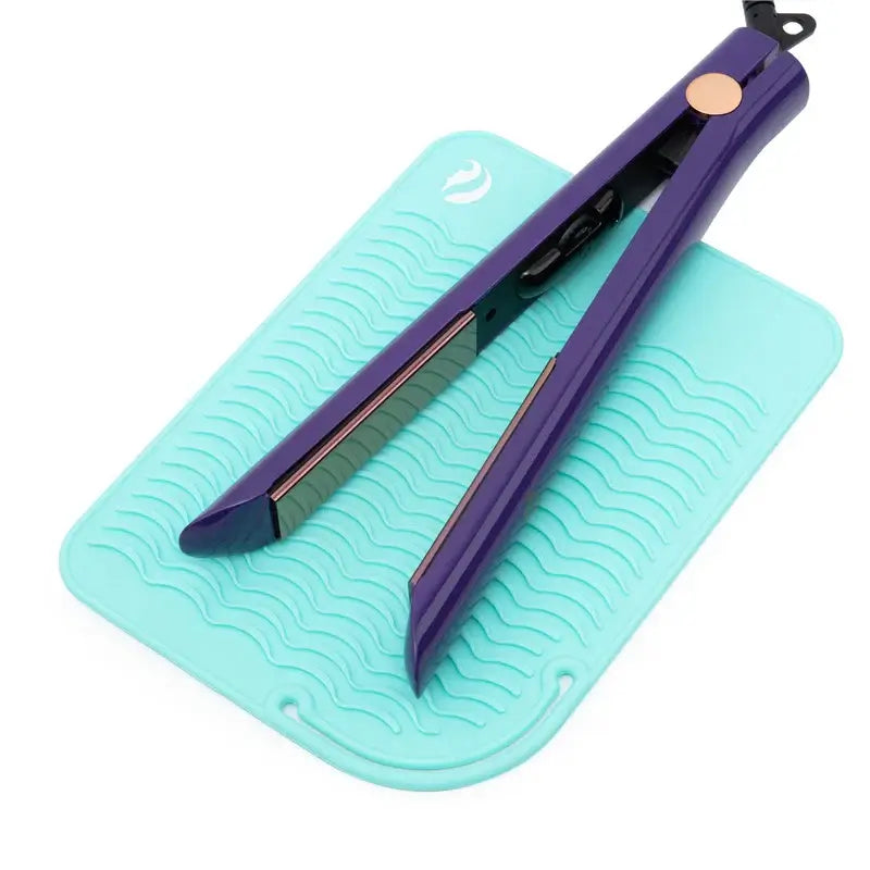 Pro Heat Resistant Mat (Mint) Calicapelli Hair Tools