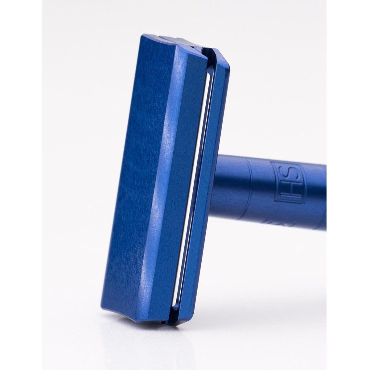 Henson Shaving [AL13-V2] Medium Safety Razor Pasteur Pharmacy