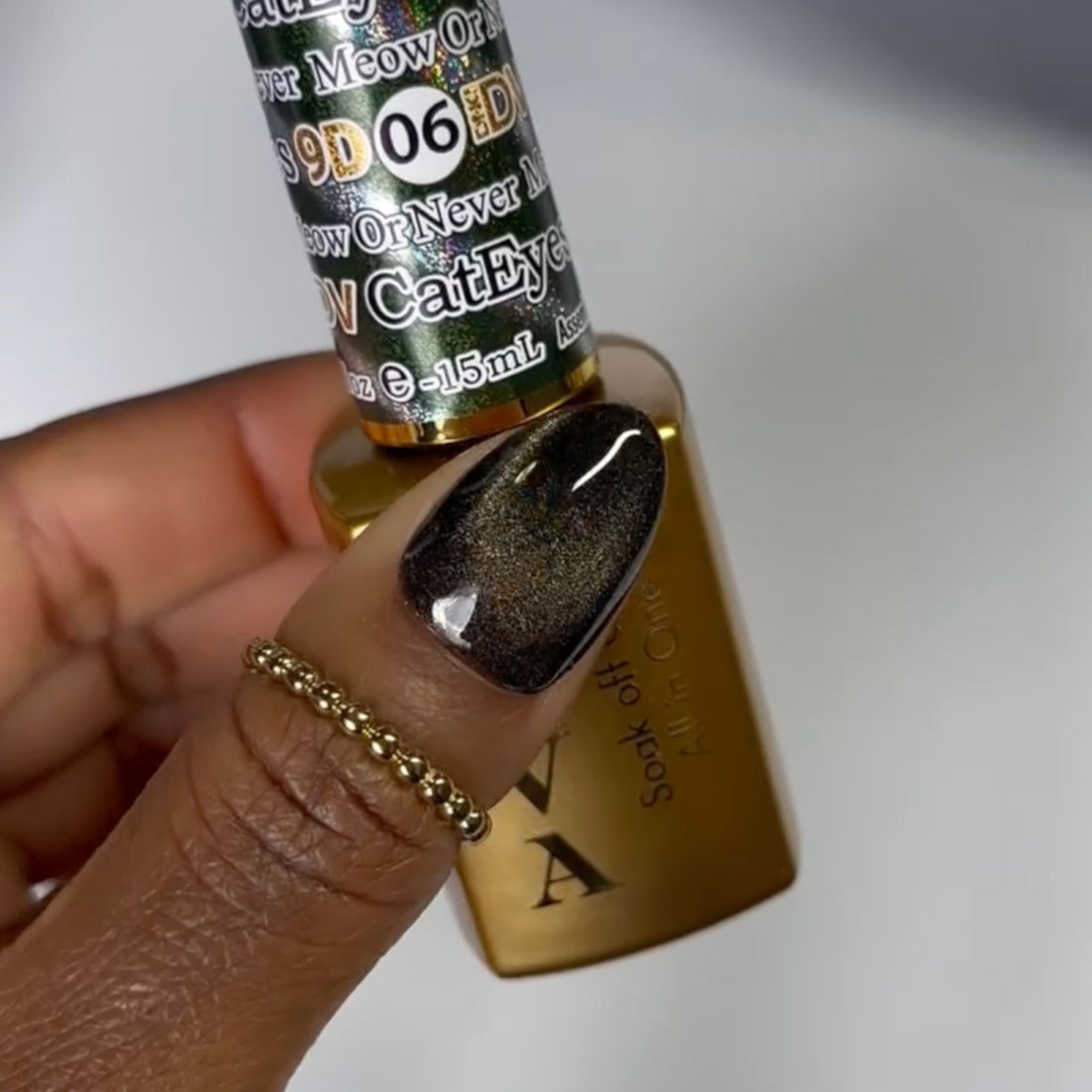 Diva 9D Cat Eyes Glass Ball #06 - Meow Or Never Lunali Nail Supply