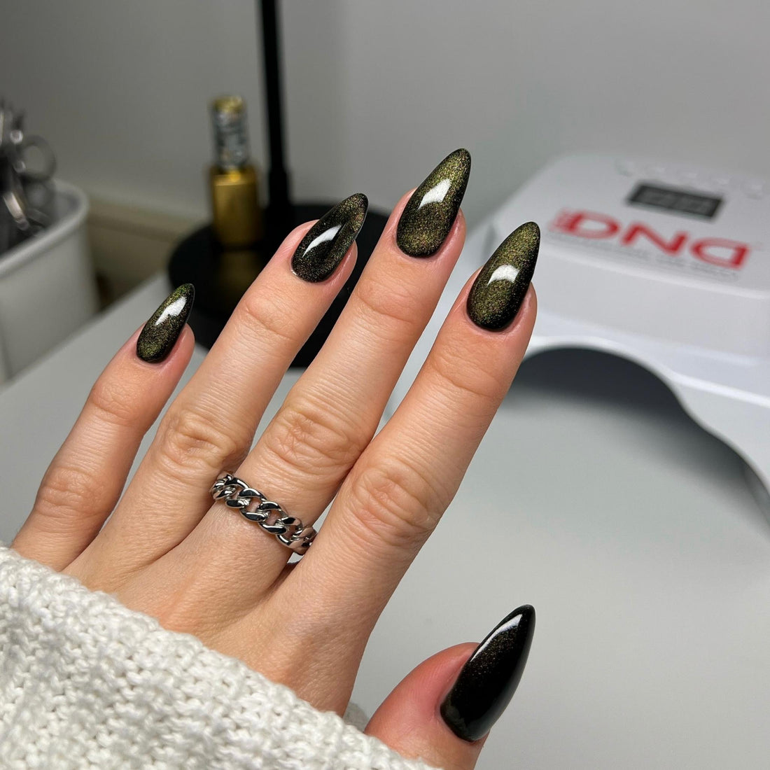 Diva 9D Cat Eyes Glass Ball #06 - Meow Or Never Lunali Nail Supply