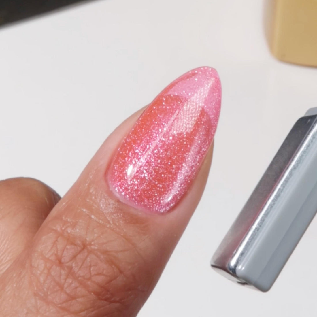 Diva 9D Cat Eyes Candy #13 - Lollipop Pounce Lunali Nail Supply