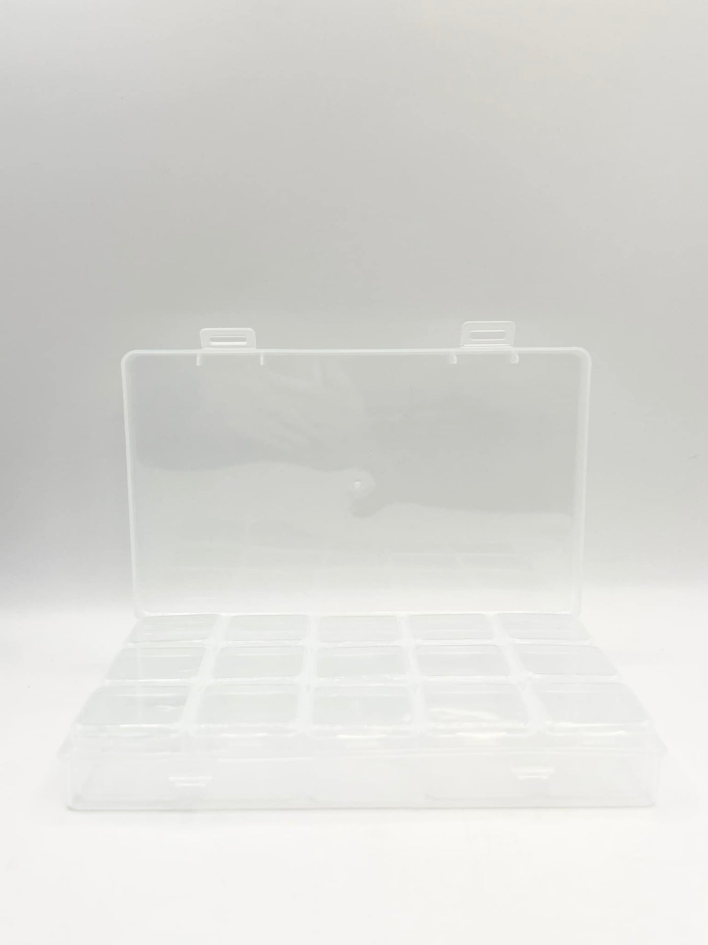 Queens - Stone Box 15 Grid