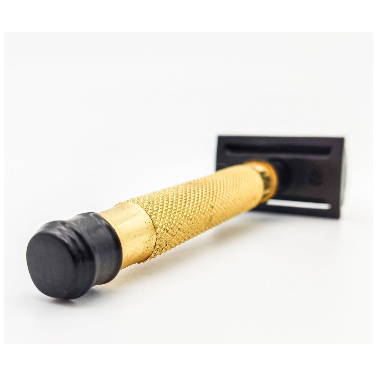 Dural Heavy Stroud Head Double Edge Safety Razor Duty Golden/Black + Pouch Pasteur Pharmacy