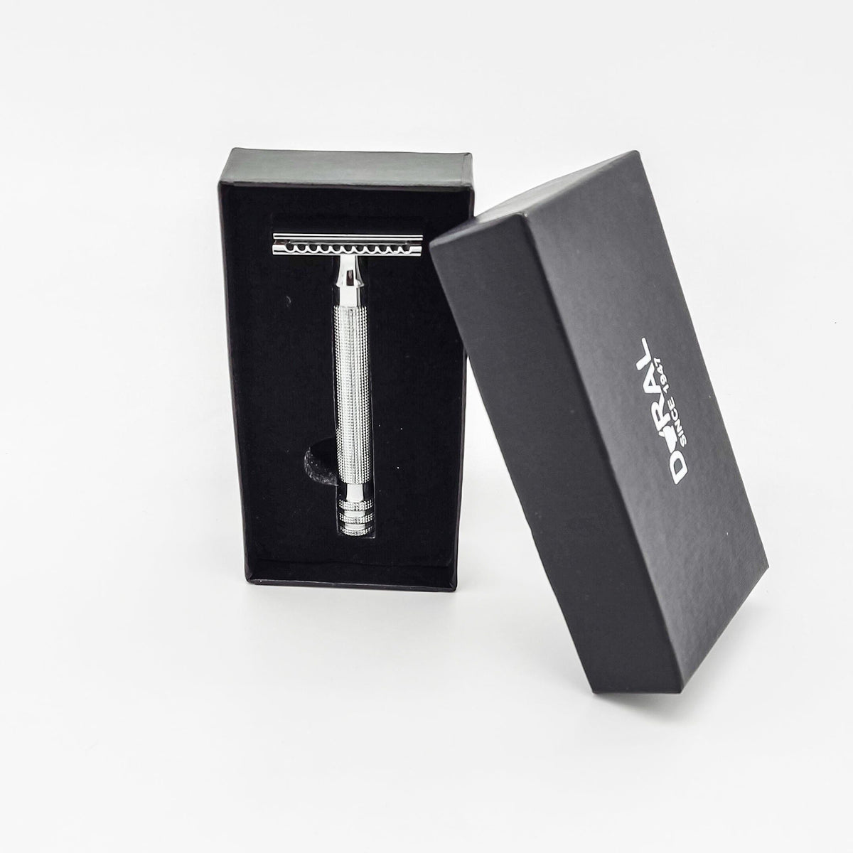 Dural Ransey Double Edge Safety Razor + Pouch Pasteur Pharmacy
