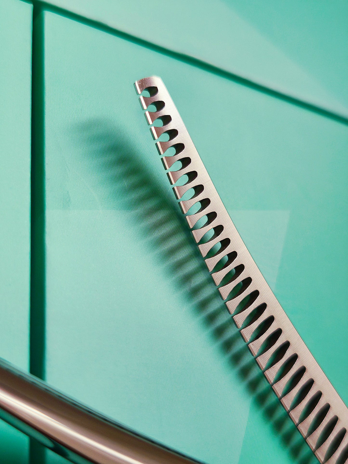 Zora Pet Grooming Curved Blender Shear - Model A-7533C