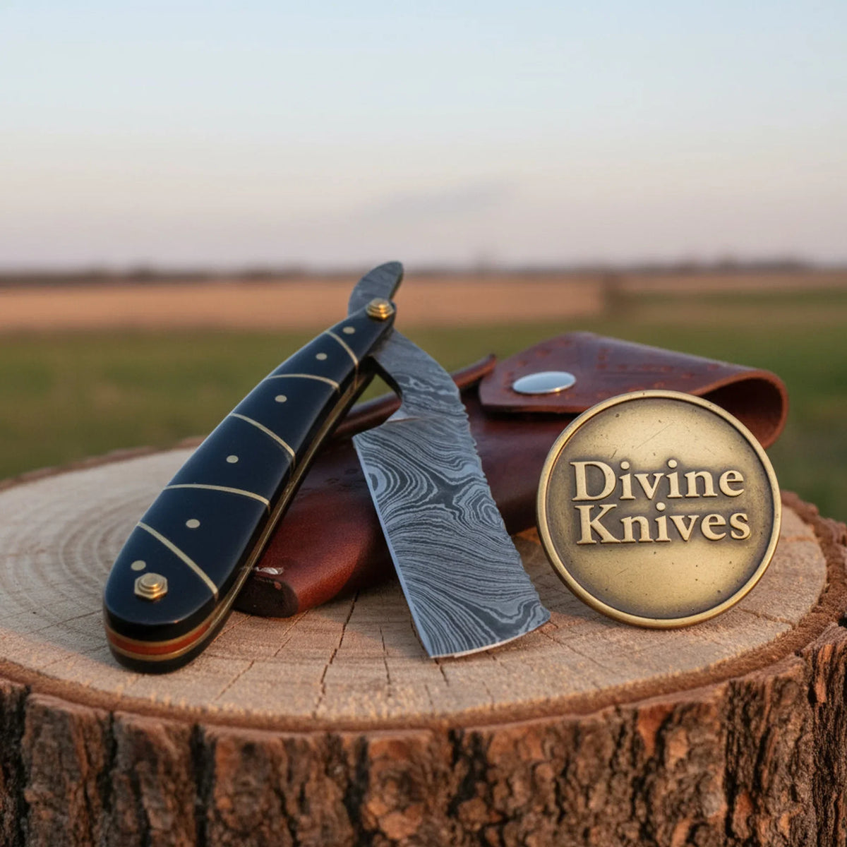 Black Resin & Brass Spacer Damascus Straight Razor – Handcrafted Cut-Throat Razor (4–5 Inch) Divine Knives