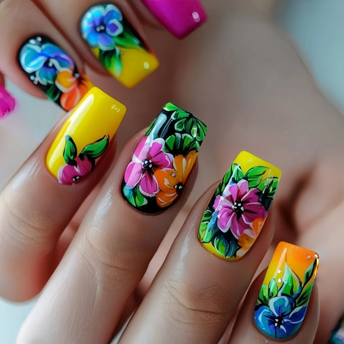 24pcs/set Medium long fake nails for women Spring summer flowers butterfly bee design faux ongles tips press on false nail art Blushimmer