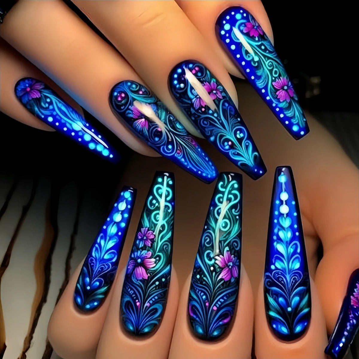 24pcs/set Medium long fake nails for women Spring summer flowers butterfly bee design faux ongles tips press on false nail art Blushimmer
