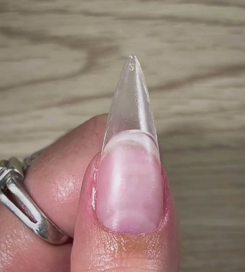 Easy Tips - Stiletto Medium Lunali Nail Supply