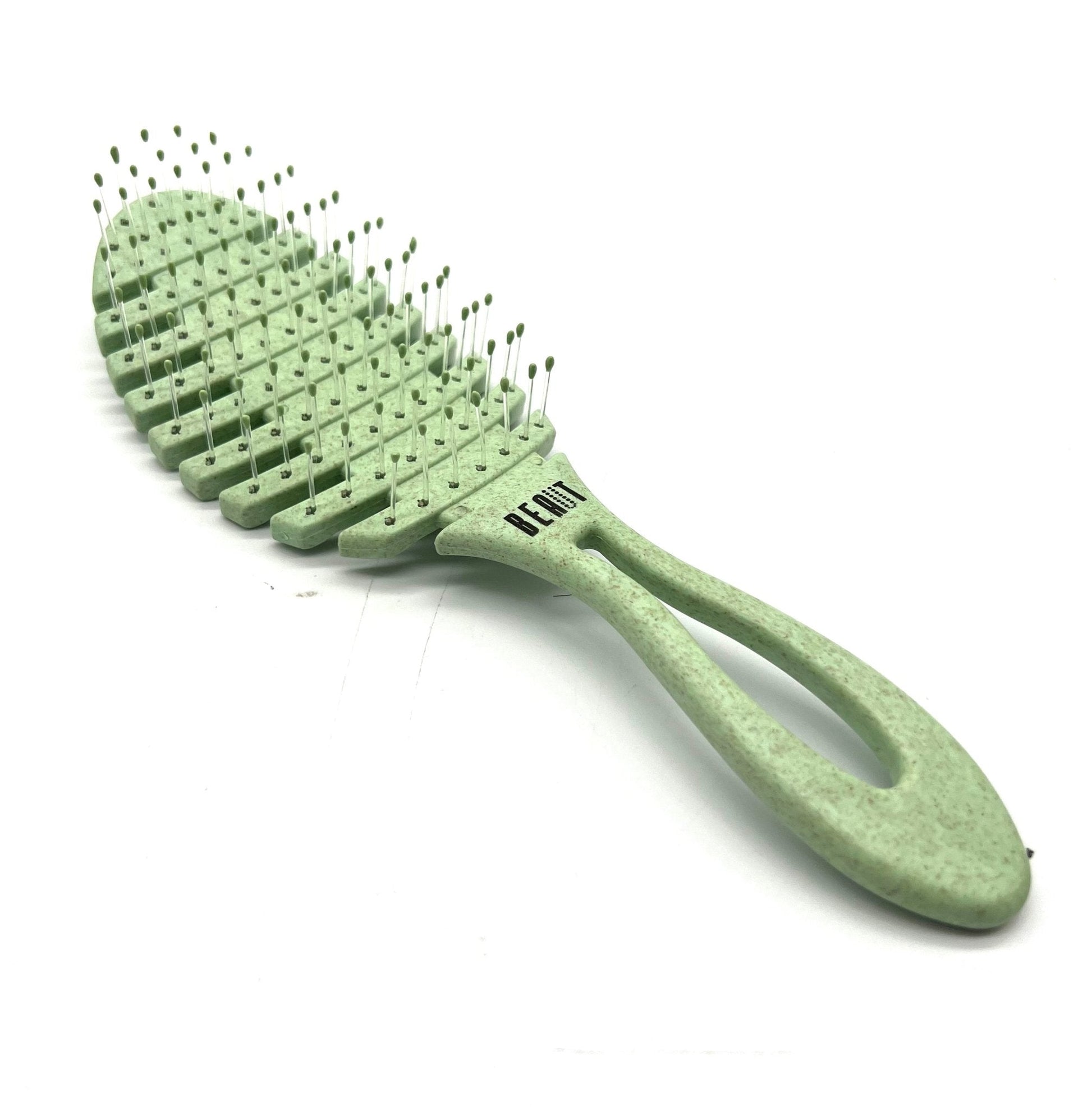 Beaut Wheat Straw Detangling Fishbone Brush VIP Extensions