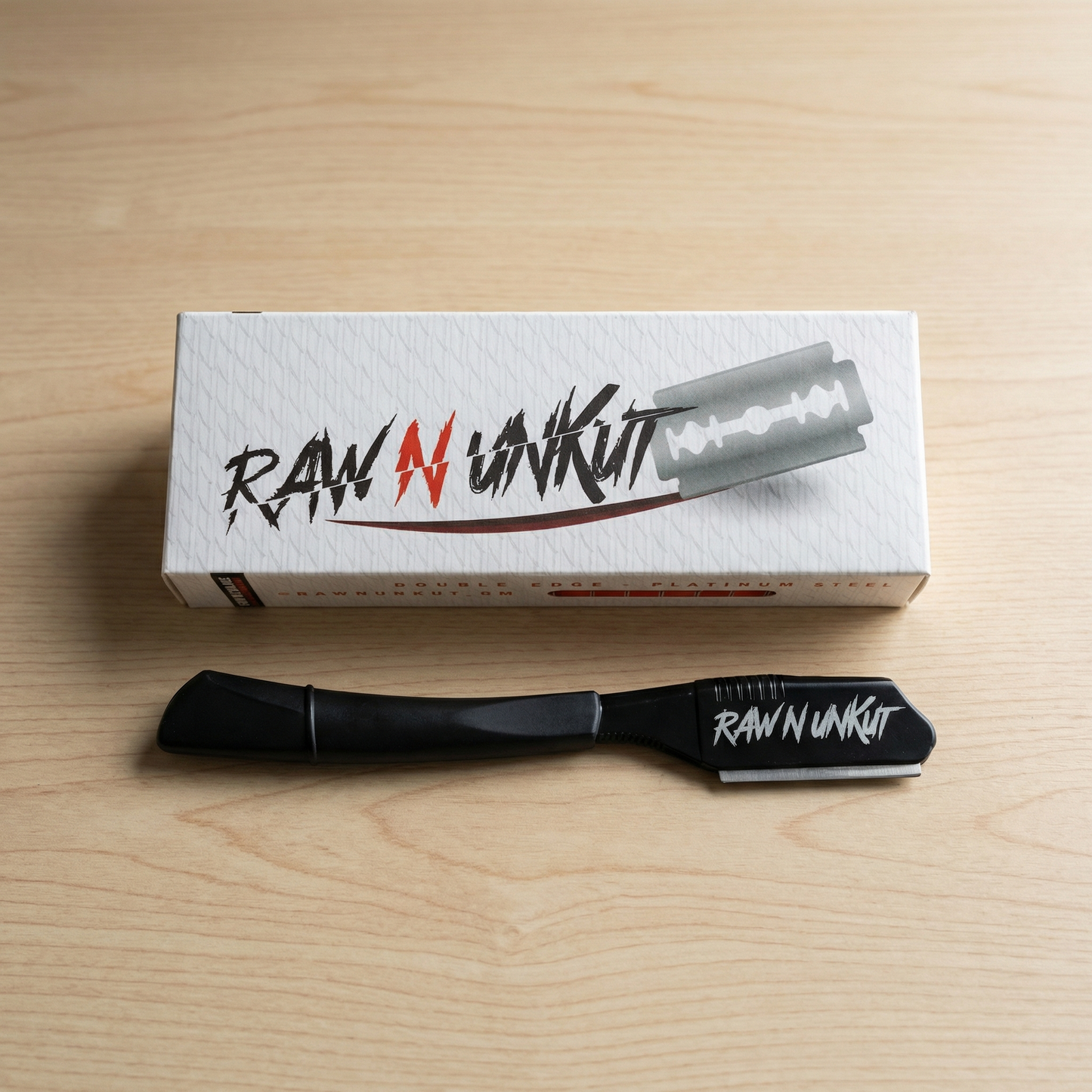 Raw N Unkut Razor Holder with 100-Blade Combo Pack RAW N UNKUT