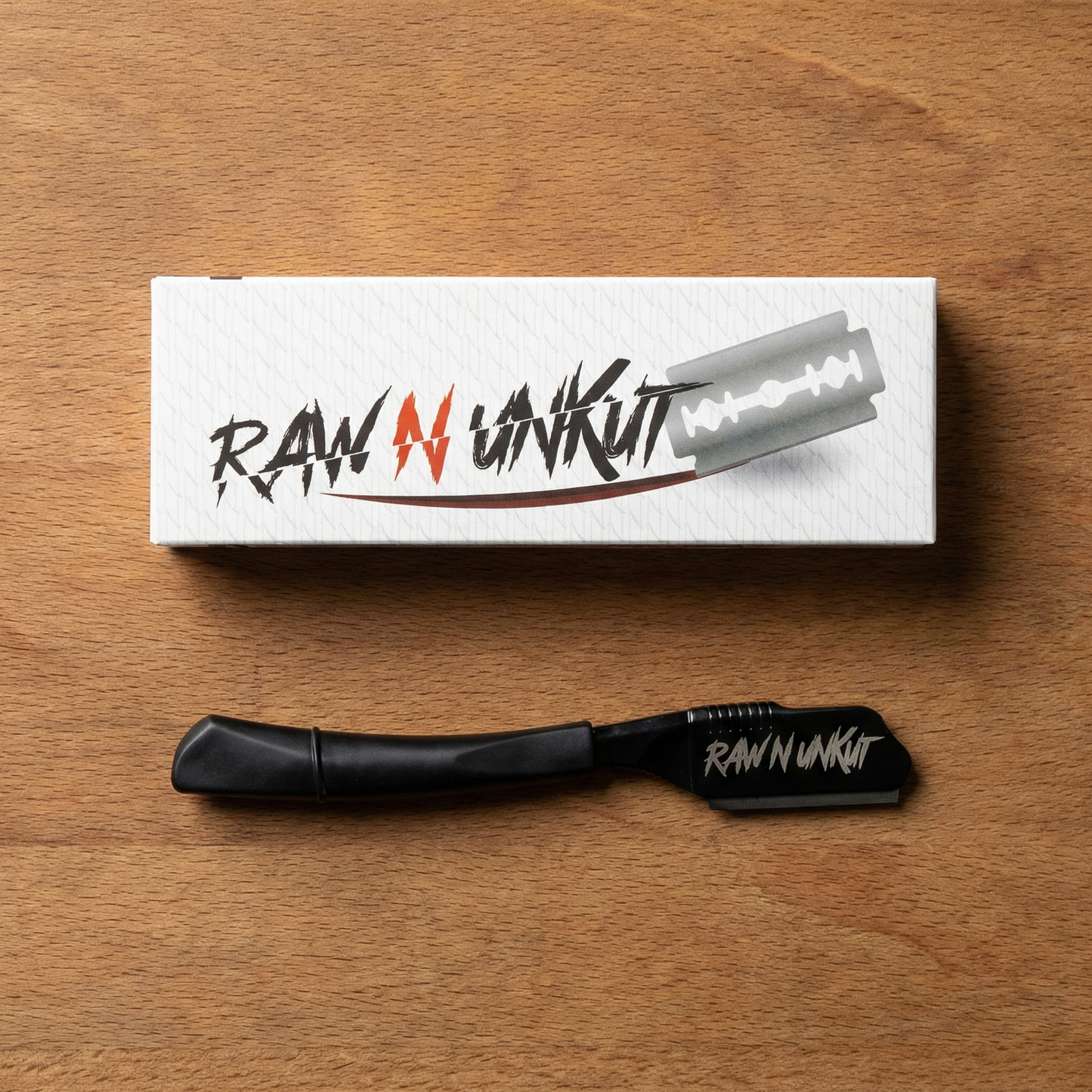Raw N Unkut Razor Holder with 100-Blade Combo Pack RAW N UNKUT