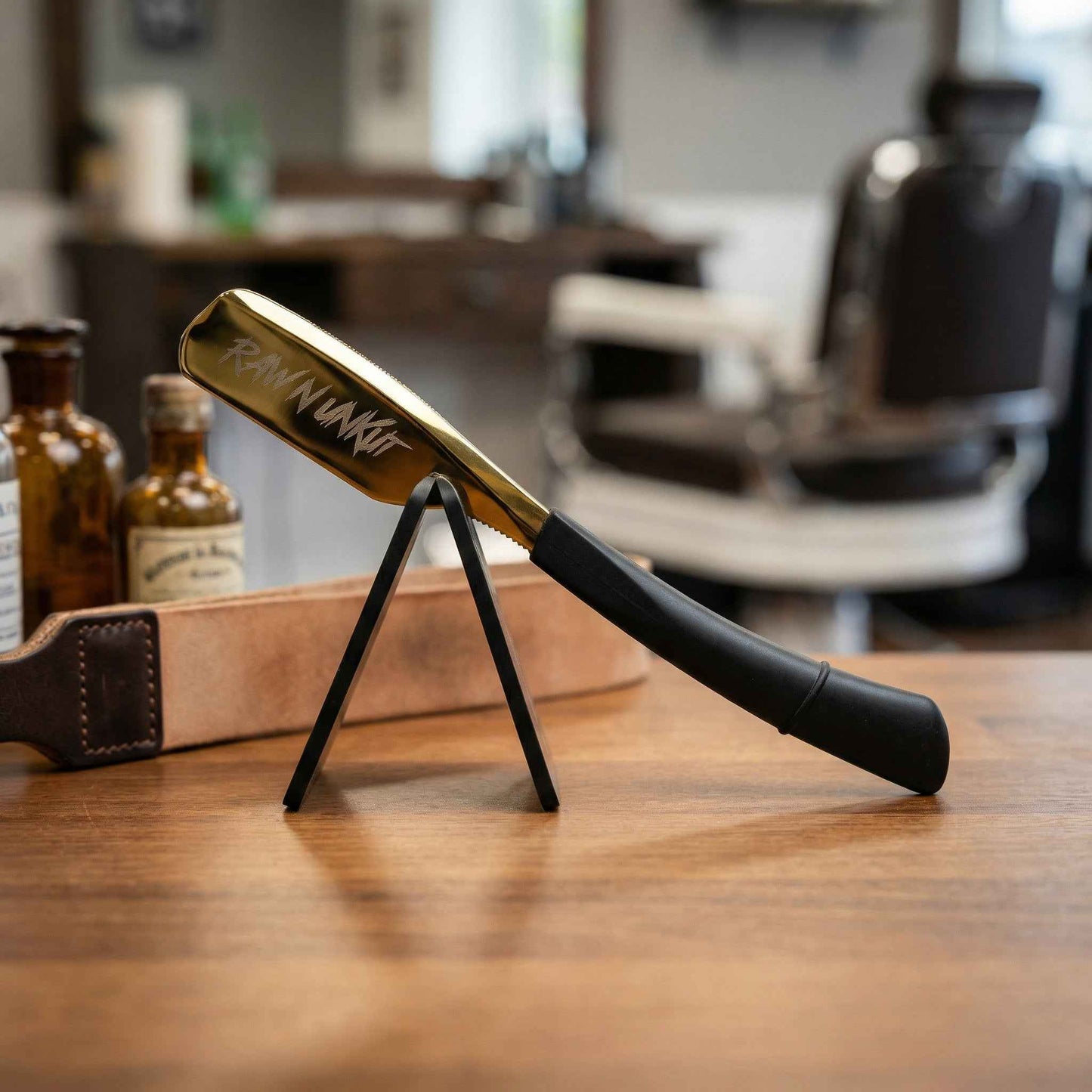 Raw N Unkut Kamisori Straight Razor Holder for Barbers RAW N UNKUT