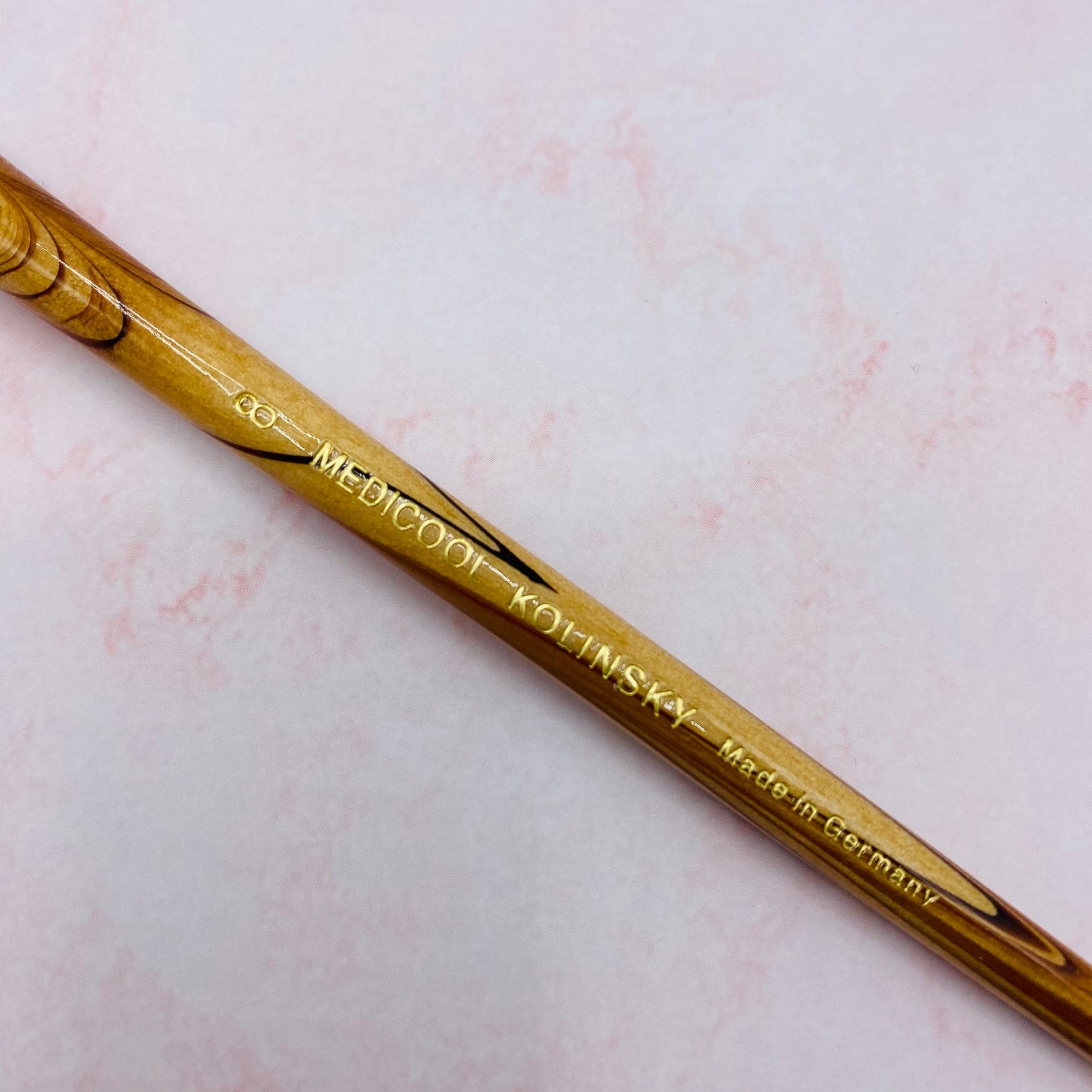 Oval Crimped Sable Brush #8 - 100% Kolinsky Lunali Nail Supply