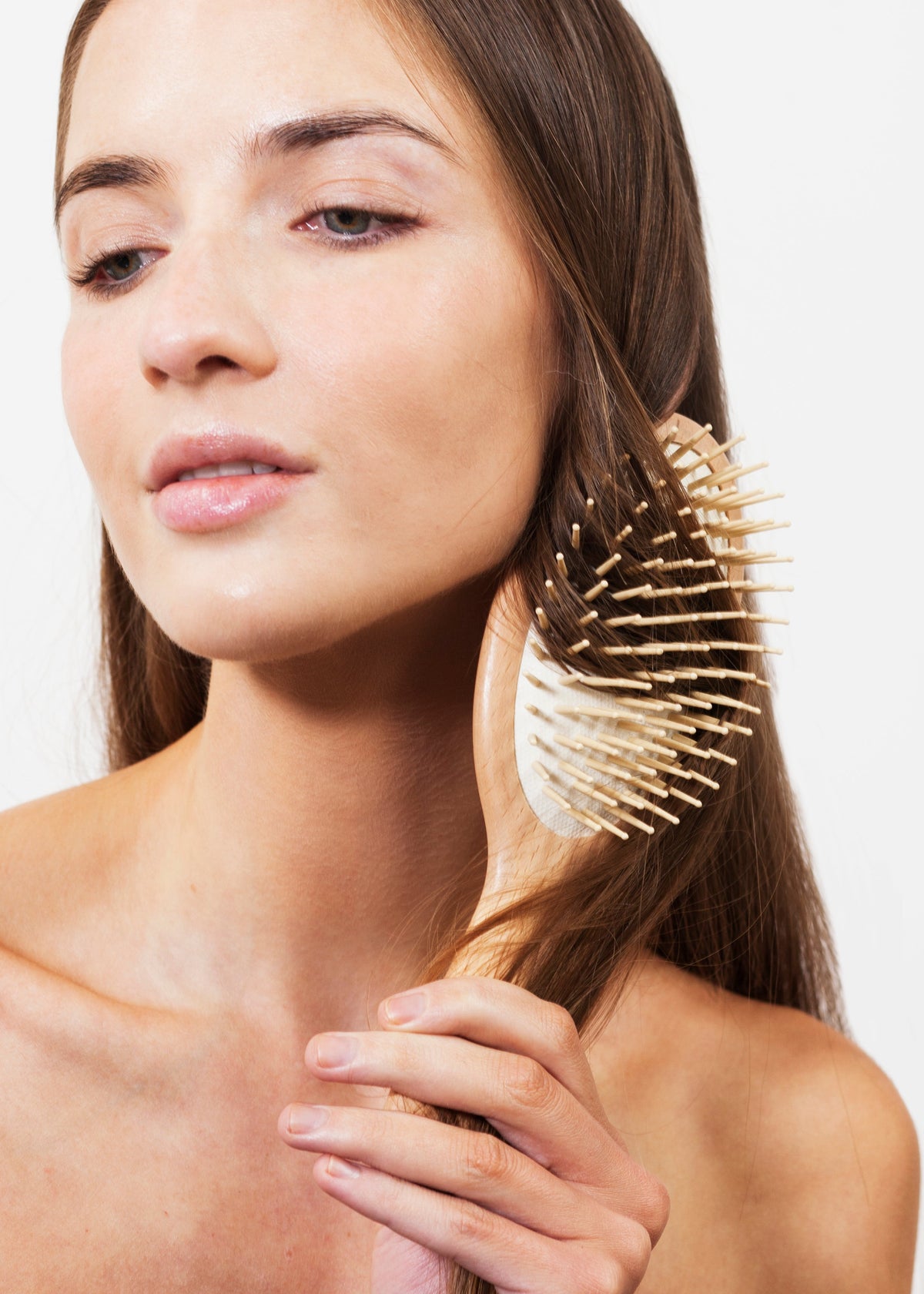 Janeke Large Oval Wooden Brush – Anti-Static Beech Wood Brush with Wood Pins KOH-I-NOOR Beauty USA