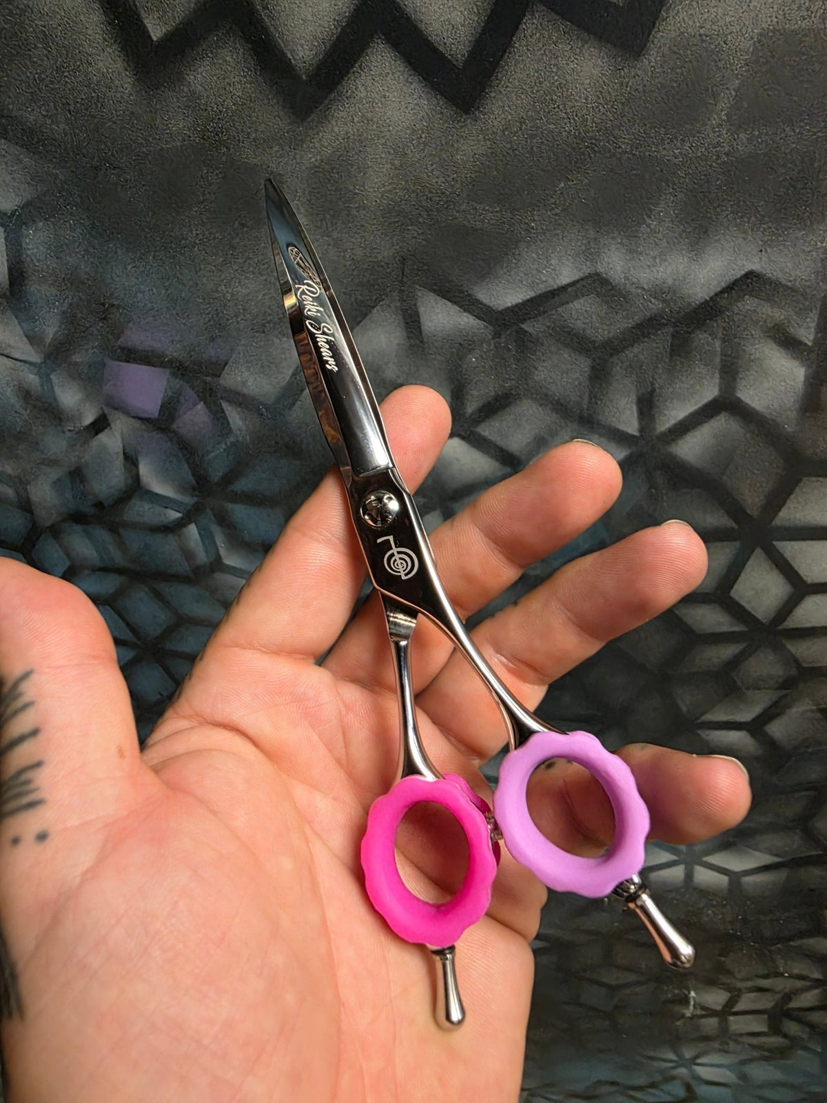 Reiki Shears - 7.5 Curved Axis Reiki Shears