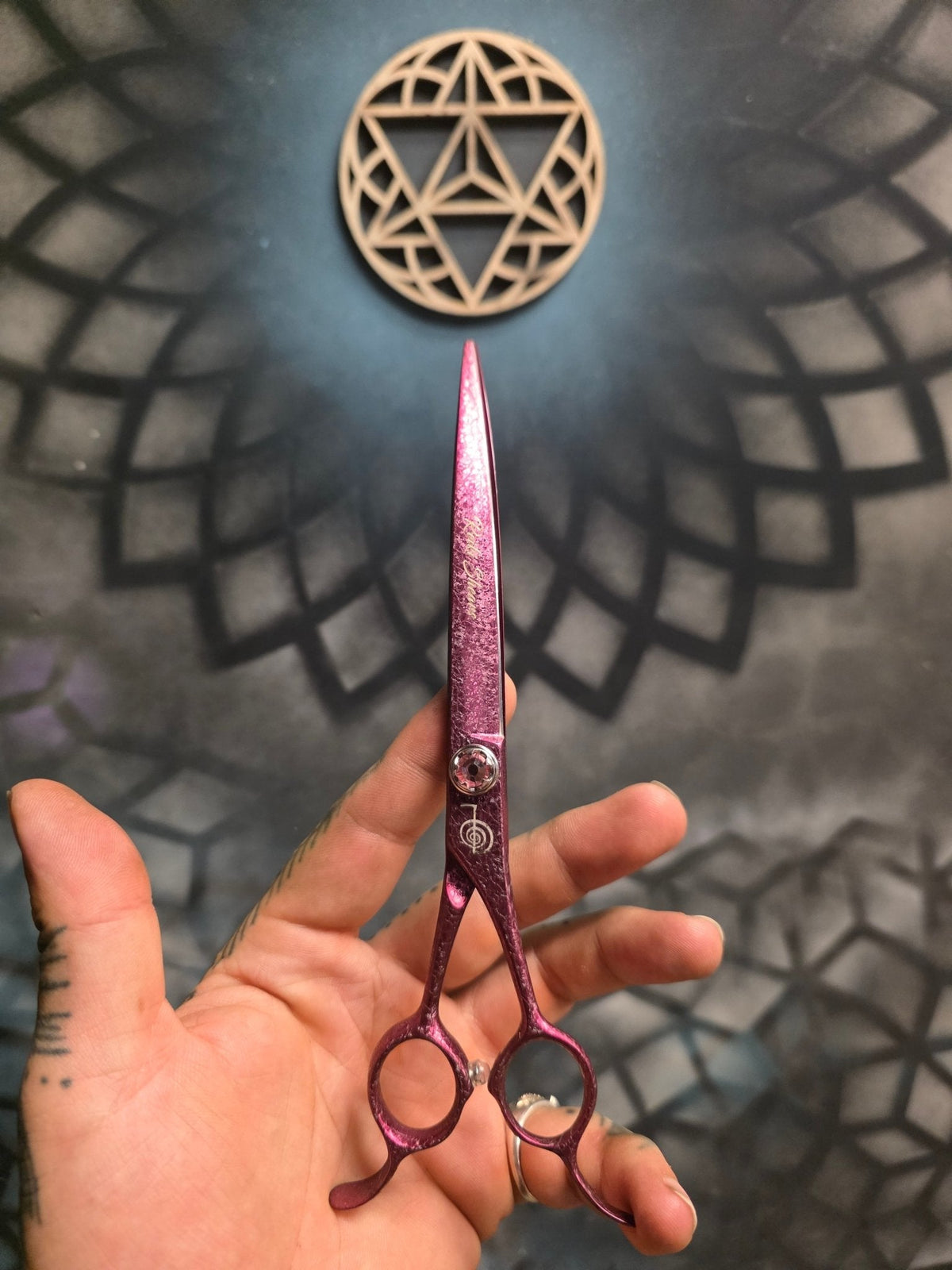 Reiki Shears - Pink Unicorn Reversed Curved Chunker Reiki Shears