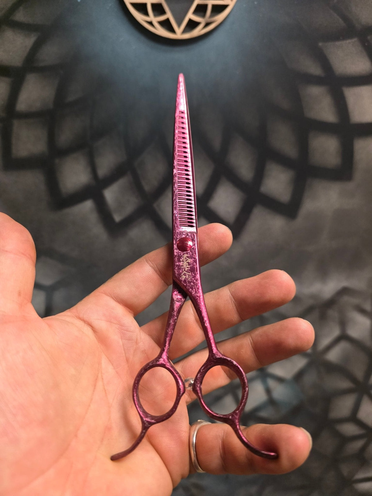 Reiki Shears - Pink Unicorn Reversed Curved Chunker Reiki Shears