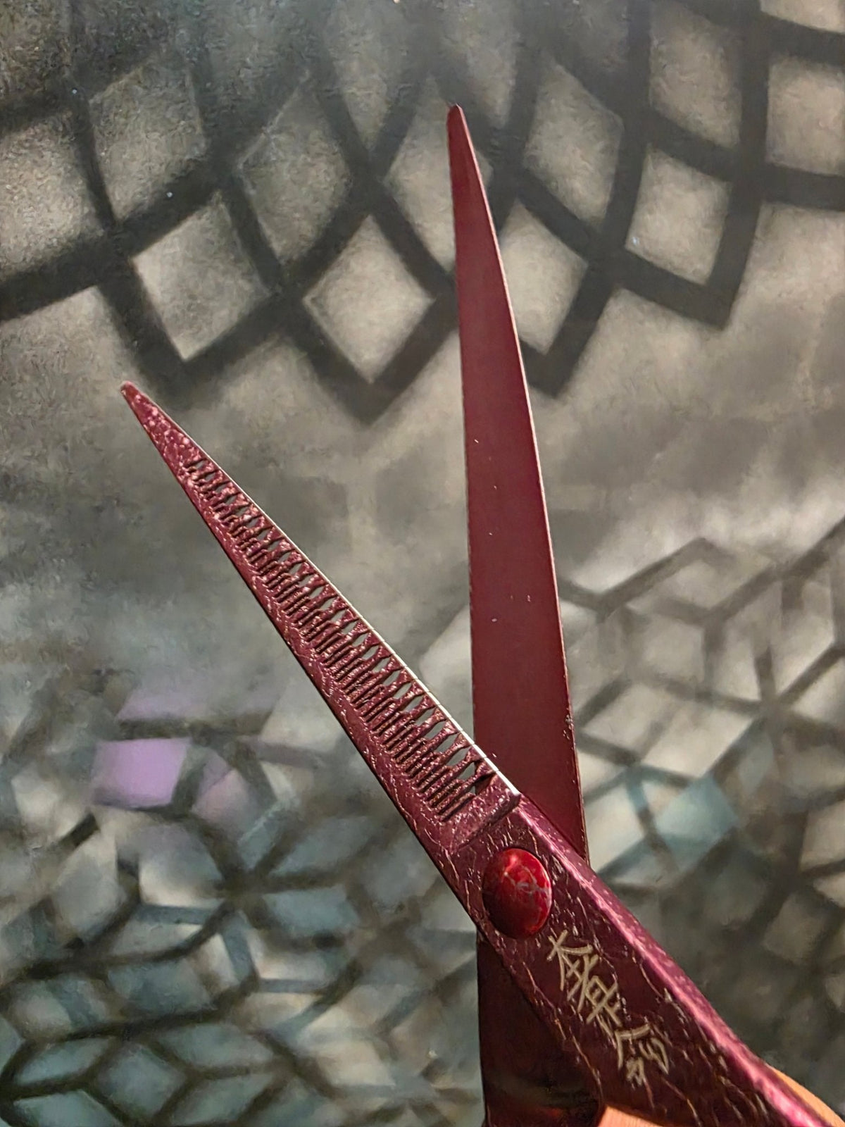 Reiki Shears - Pink Unicorn Reversed Curved Chunker Reiki Shears