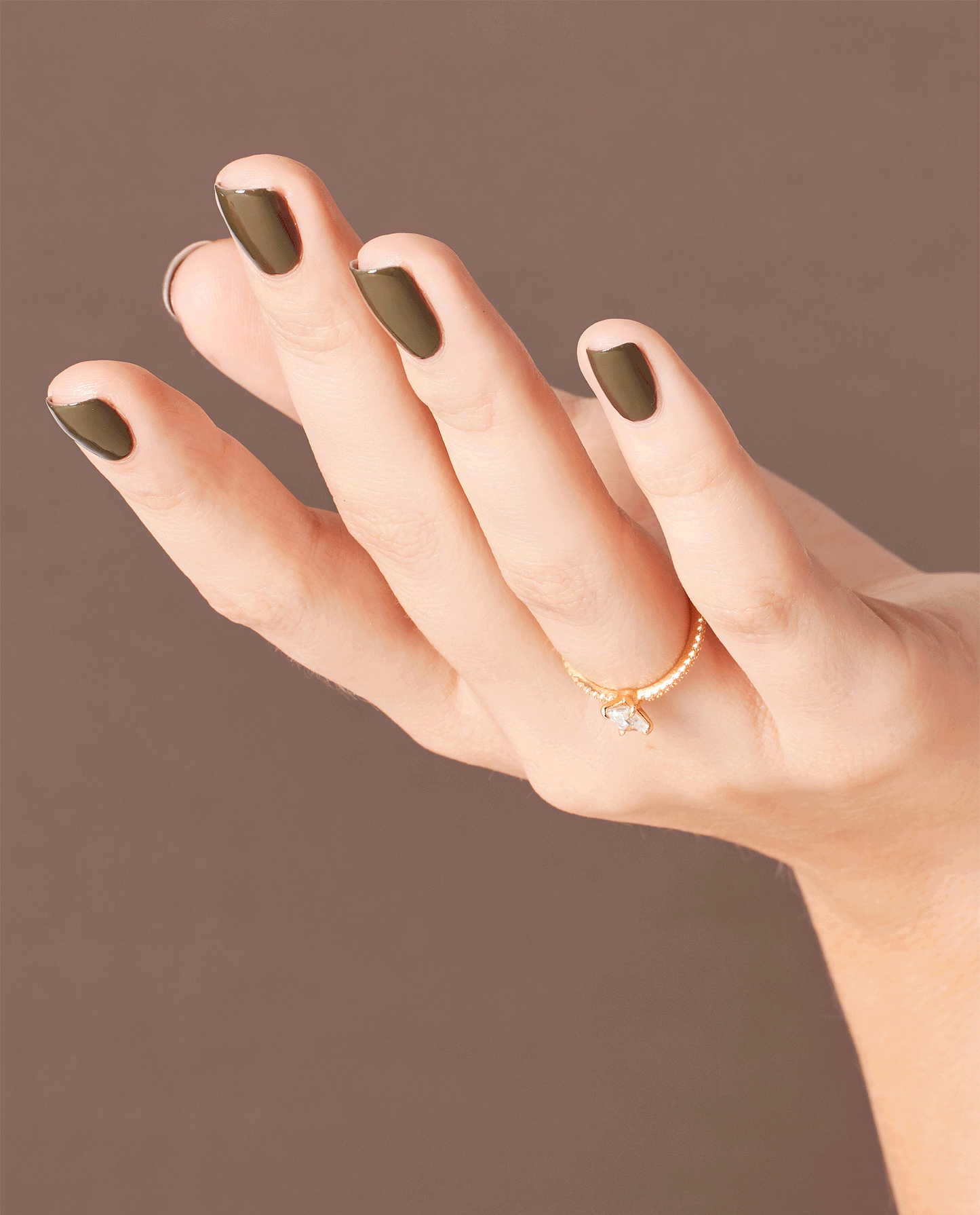Suzi - The First Lady of Nails Lunali Nail Supply